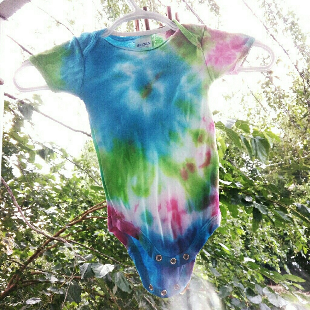 3-6m onesie